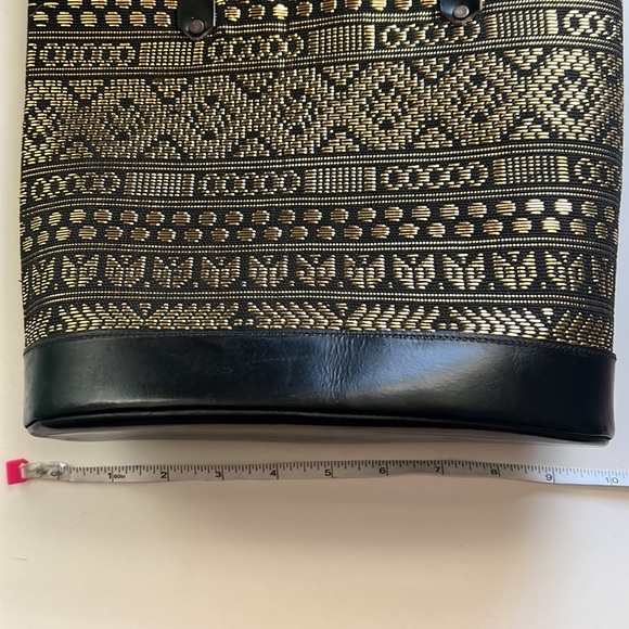 Vintage metallic gold and black leather purse - Picture 6 of 7